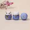 Nuevo color gato exquisito diy accesorios de joyería vintage cerámica gato de la suerte cuentas sueltas cerámica pintada gato de la suerte