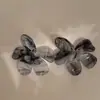 Brincos de Resina Flor de Agulha de Prata Manchadados Elegantes Franceses de Alta Qualidade Doces Versáteis Brincos de Estilo Casual Nicho
