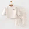 Conjunto de ropa interior térmica de algodón suave de grado A para otoño de bebé, que incluye una camiseta y pantalones, para bebés, diseñado como un cómodo conjunto de estar en casa con cintura alta y características protectoras para el vientre, adecuado para dormir