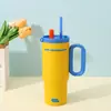 Copo térmico personalizado com revestimento cerâmico, grande capacidade, aço inoxidável, com canudo, para meninas, oferecendo um toque de luxo leve e de alta qualidade