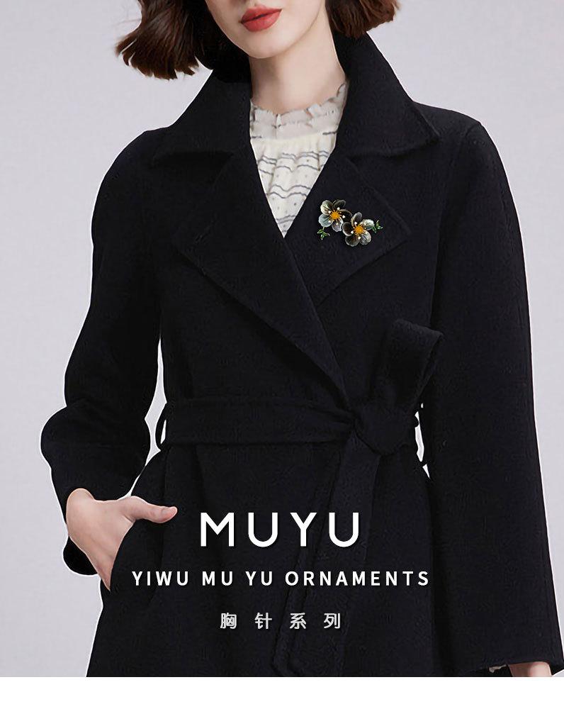 时尚优雅天然贝壳花朵胸针小众高级感奢华胸花新款并蒂