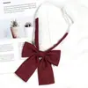 Pajarita de Plumas Femenina Uniforme Jk Color Sólido Estilo Academia Camisa Accesorios de Uniforme Escolar Traje de Marinero Decoración de Lazo Accesorio de Moda