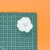 Moda Lentejuela Flor Colorida Bordado Perla Flor DIY Tejido a Mano Ropa Zapatos y Sombreros Bolsas Materiales Venta al por Mayor