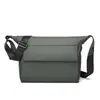Bolso de hombro impermeable para hombre transfronterizo, bolso cruzado deportivo ligero, bolso pequeño casual para actividades al aire libre