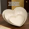 Prato Criativo Pequeno Coração Transfronteiriço Prato de Jantar para Casal em Formato de Coração Utensílios de Mesa de Plástico Bandeja para Bolo Prato para Frutas e Lanches