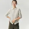 Se puede usar solo o en capas. Cárdigan de punto 100% cachemira para mujer. Suéter artístico y minimalista. Prenda exterior de punto suave y cómoda