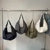 Moda Transfronteriza Gran Capacidad Casual Nylon Bolsa de Bollo Nueva Estilo Perezoso para Mujer Viajes de Commuting Bolso de Hombro Cruzado