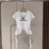 Traje de Verano para Niñas 2025 Nuevo Diseño Mediano y Grande Infantil Encaje Empalmado Manga Corta Verano Cordón Shorts de Mezclilla