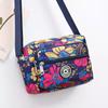 Bolsa de pano de flor de meia-idade e velha, bolsa feminina multicamadas, bolsa de ombro mensageiro, atacado, bolsa para celular, bolsa de lona para lazer, fornecimento de bolsa