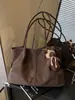 Bolso Retro Transfronterizo para Mujer de Gran Capacidad Nuevo Otoño e Invierno 2025 Bolso de Hombro Plegado Informal Versátil Bolso Tote para Estudiante