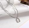 Collar de acero de titanio apilado de doble capa para mujer, cadena de clavícula de lujo ligero, temperamento, estilo frío ins, geométrico cuadrado, versátil, venta al por mayor