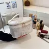 2026 Nuevo Estilo Chino Amazon Bolsa de Cosméticos Bordada Bolsa Grande de Almacenamiento para Cosméticos Bolsa de Tocador Portátil para Mujeres