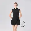 Vestido Deportivo de Manga Corta Ajustado Cuello Polo Vestido de Tenis Verano Transpirable con Almohadilla en el Pecho Traje de Leggings para Mujer
