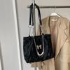 Bolsa Tote Grande para o Verão para Mulheres 2026 Nova Tendência Moda Simples Bolsa de Mão Versátil Bolsa de Ombro
