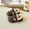 Zapatos Casuales para Niñas con Forro de Felpa Cálido de Lana de Cordero y Algodón 2025 Invierno Nuevos Suela Suave Dos-Algodón Zapatos Versátiles Zapatos Birkenstock Modernos