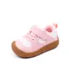 Novos Tênis de Lona Infantis Primavera e Outono para Bebês de 1-2 Anos Respiráveis Antiderrapantes Sapatos para Crianças Pequenas Fashion Versáteis Sapatos de Meio-Cano BM06