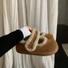 Zapatos Birkenstock de Nicho Retro con Suela Gruesa y Forro de Lana para Mujer, Nuevos Zapatos Cálidos de Algodón Invierno 2026, Zapatos Peludos Espesos Casuales
