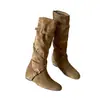Botas Ocidentais de Cowboy com Salto Interno Estilo Coreano Bico Redondo Fivela para Mulheres Outono 2025 Nova Bota Macia Franzida Slim de Cano Médio