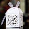 Caixa de doces para casamento Amazon borboleta dourada vazada caixa de doces vazada caixa de embalagem com fita fábrica atacado direto
