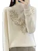 Suéter Meia-Gola Outono e Inverno para Mulheres com Pedrarias de Folhas, Camisa Base Tricotada, Top Versátil da Moda com Gola Redonda A8203