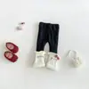 Ropa interior Dianxi de forro polar grueso con cuello de encaje, chaleco de dibujos animados peludo, leggings de invierno para bebé, conjunto de tres piezas