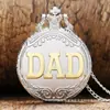 Venta caliente de Amazon Reloj de bolsillo para hombre clásico retro letra capital PAPÁ/MAMÁ letra inglesa Collar de regalo reloj de bolsillo