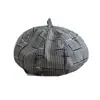 Gorra de moda a cuadros retro británica, estilo japonés cálida para otoño e invierno, visera solar, boina versátil artística de repartidor