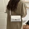Bolsa Pequena Quadrada Versátil Nova Estilosa de Alto Valor Simples Chique Color Block para Outono/Inverno 2026 com Alça Única Transversal de Ombro e de Mão