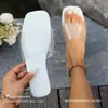 Tallas Grandes 2026 Primavera/Verano Nueva Moda Europea y Americana Ropa para el Hogar y Exteriores Zapatillas Casuales para Mujer con Pedrería y Lunares, Blancas