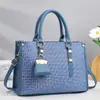 Bolso Tote Gran Capacidad Bolso de Hombro para Viajes Cotidianos Textura Bolso de Mujer Bolso para las Cuatro Estaciones Mujer Estilo Nuevo 2025