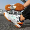 Ventas Directas de Fábrica Se Puede Enviar en Nombre de Hebilla Giratoria Zapatos Casuales de Bádminton Tenis de Mesa Zapatos Deportivos Zapatos de Entrenamiento de Tenis para Hombre Individuales para Mujer