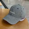 26 Nuevas Gorras de Béisbol a Cuadros Suaves Estilo Coreano Primavera/Verano para Mujeres y Parejas, Gorra de Pico Adelgazante para Cara para Hombres