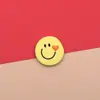 Venta al por mayor de fábrica, accesorios de joyería de resina con cara sonriente y corazón, pasador de pelo de dibujos animados, parche, decoración de caja de almacenamiento para tazas