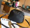 Bolso de Hombro para Mujer Gran Capacidad Color de Contraste con Forma de Concha Moda Simple Bolso Tote Práctico Bolso para el Trabajo