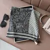 Bufanda Cuadrada Pequeña con Borlas y Estampado de Ponis de Nuevo Estilo, Bufanda de Cuello con Borlas de Moda, Bufanda Delgada para Mujer