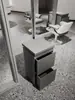 Mostrador de Herramientas para Barbería, Gabinete de Acero Inoxidable de Doble Cara Específico para Salón de Peluquería, Almacenamiento con Cajones y Estante para Secadores