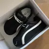 Zapatillas de entrenamiento alemanas de moda para mujer con estampado de estrellas estilo coreano, nueva colección otoño 2026, estilo universitario, transpirables, que aumentan la altura, versátiles y zapatos casuales únicos