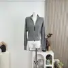 Cardigã de malha com zíper e gola alta estilo Old Money para mulheres, início do outono, emagrecedor, peça de sobreposição versátil