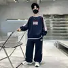 Ropa para niños para niños, conjunto de sudadera de otoño, nuevo estilo primavera y otoño 2026, elegante y deportivo para niños mayores en otoño