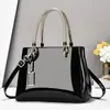 2026 Bolso Tote de Hombro Cruzado Grande de Moda Tendencia Simple para Viajes Diarios para Mujeres con un Toque Elegante de Alta Gama