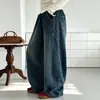Calça Jeans Feminina Primavera e Outono Modelo 2026 Estilo Coreano Casual para Meninas Mais Velhas com Pentagrama em Relevo no Bolso Traseiro e Design de Corte em Foice