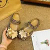 Accesorios para zapatos de ballet con estampado de leopardo DIY, estrellas de felpa adecuadas para zuecos, dijes de zapatos de moda y versátiles, hebillas decorativas de Gato KT