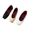 Zapatos de Ballet Mary Jane Retro con Tacón Grueso 2026 Nuevo Estilo Coreano con Falda Zapatos Franceses de Punta Cuadrada Nariz de Cerdo para Mujer
