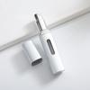 Frasco de perfume cuadrado de 8 ml con bomba automática, llenado directo por el fondo, frasco rociador de aluminio portátil con prensa