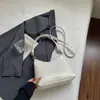 Bolso tote simple de moda y tendencia para el día a día, bolso de axila con diseño de nicho, bolso de hombro grande y elegante para mujer