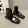 Botas Femininas Pretas de Bico Quadrado Finas para Tornozelo Estilo Francês Sapatos 2026 Novas Botas de Meia-Estação Primavera/Outono Elegantes de Moda