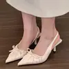 Sapatos de Salto Alto Apontados Estilo Francês para Noite de Verão, Versáteis, Sandálias Fechadas Salto Agulha com Laço de Camurça 2025