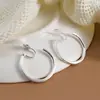 Anel Simples Fosco Geométrico Outono Inverno Clipe de Orelha Espiral de Mosquito Argola de Orelha Prateada em Forma de C Círculo Luxo Acessível Roupa de Trabalho Brincos de Alta Qualidade