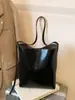 Bolsa de Axila Grande Capacidade Acessível Retro Luxuosa Feminina 2025 Nova Bolsa de Ombro Outono e Inverno Bolsa Tote de Alta Qualidade para o Dia a Dia