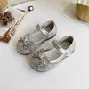 Zapatos de Cuero Dulces Estilo Coreano para Niñas 2026 Otoño/Invierno Nueva Llegada Zapatos de Princesa para Niña Suela Suave Zapatos Individuales Elegantes Versátiles para Bebé Niña